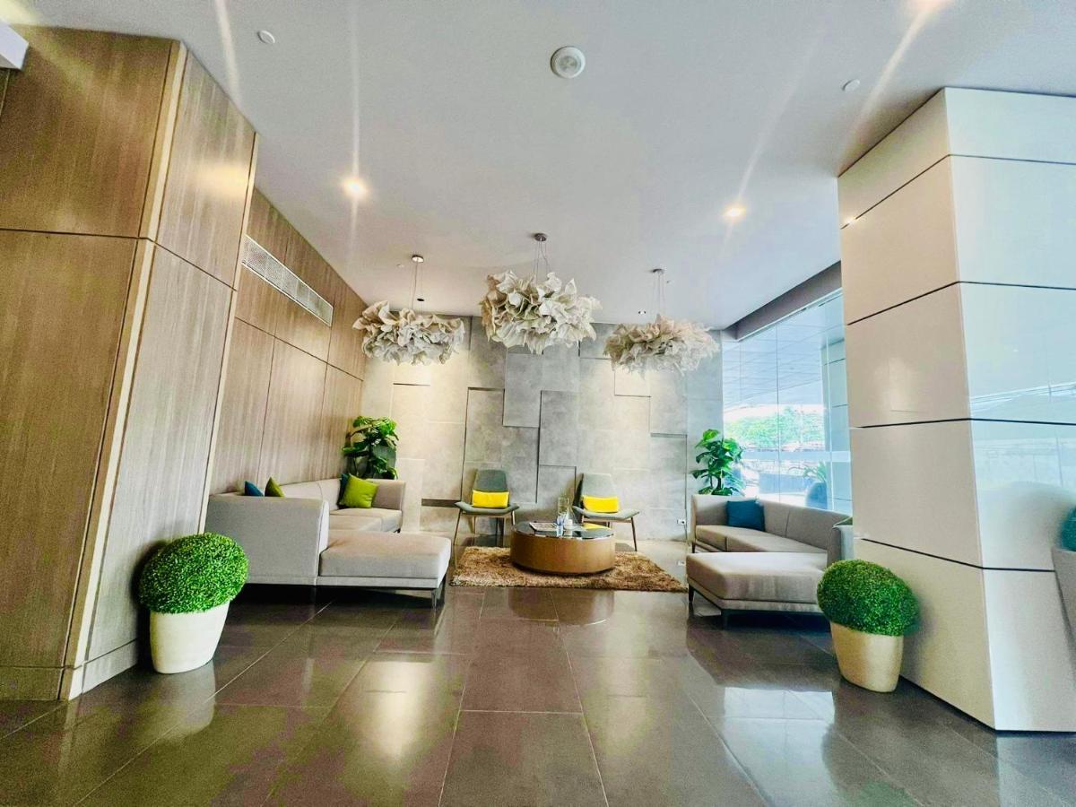 Aeon Towers Studio Suite Davao Exterior foto