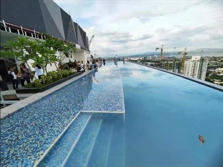 Aeon Towers Studio Suite Davao Exterior foto